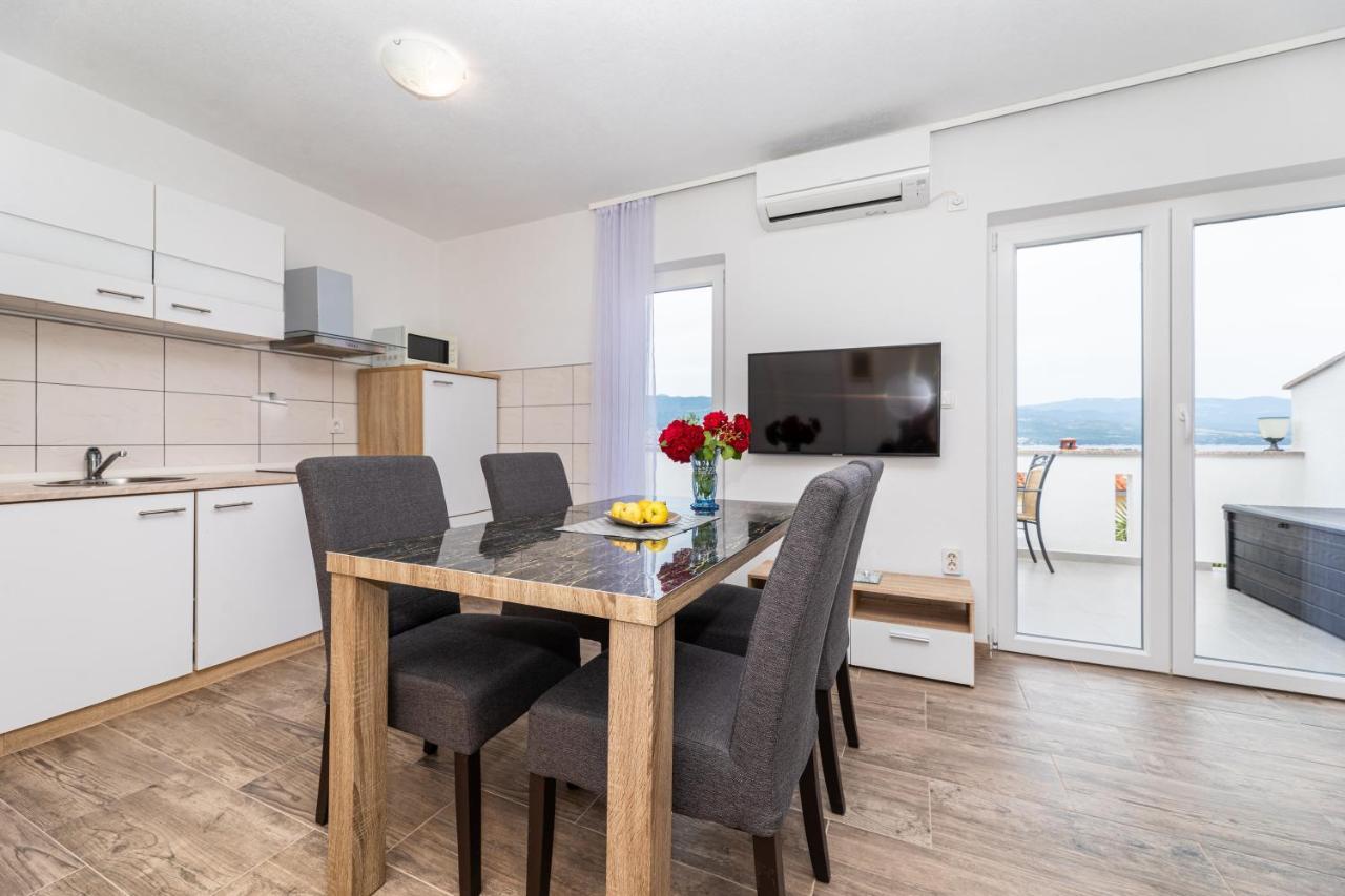 Apartmani Jasarevic Šilo Exterior foto