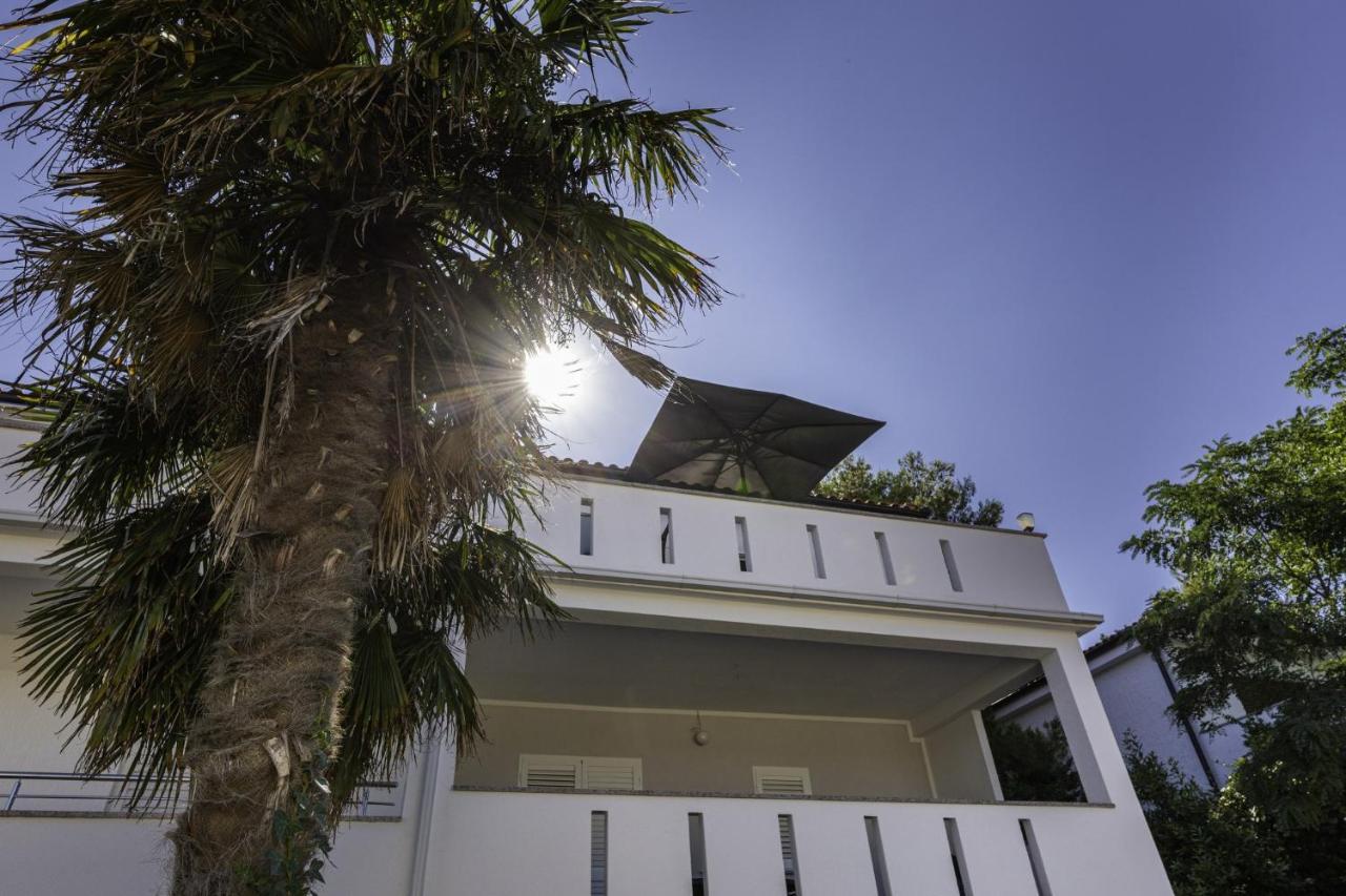Apartmani Jasarevic Šilo Exterior foto